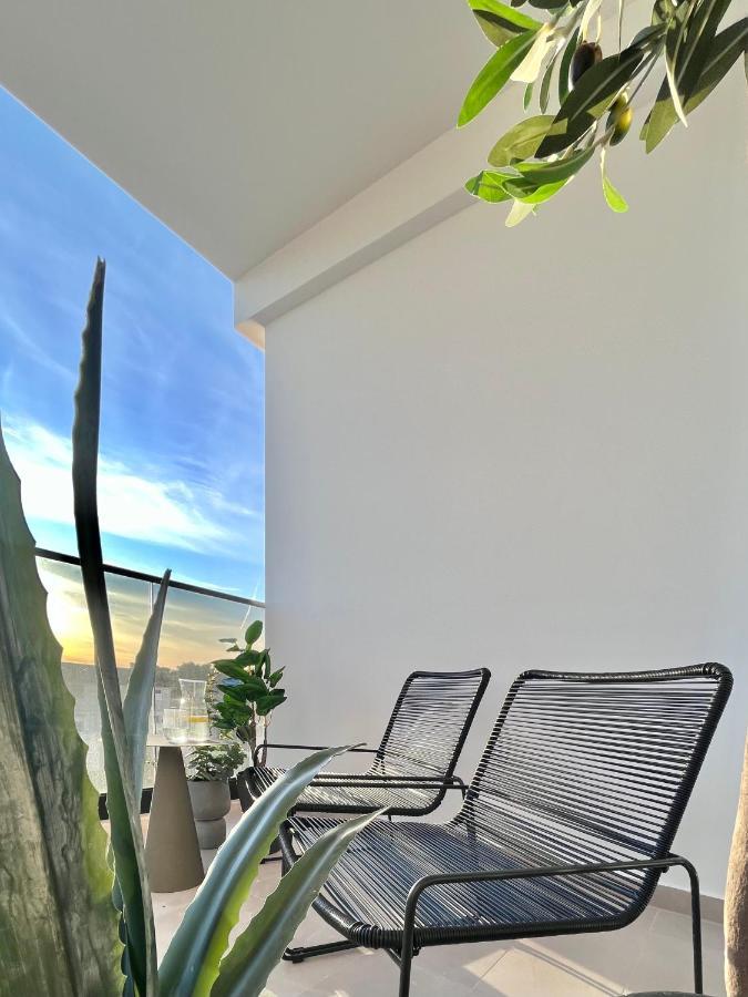 Modern Mediterranean Luxury *